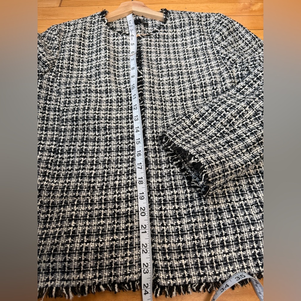 NWT ANN TAYLOR Tweed Jacket Size 10 Black White Fringe - Picture 8 of 16
